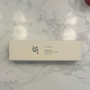 Beauty of Joseon Relief Sun Cream SPF50+
1.69 oz